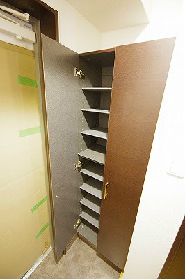 グランドコート嵐山 玄関