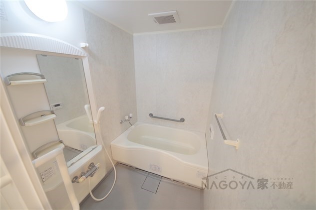 サムティイースト白壁 風呂画像