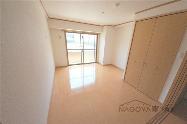 エクセラン本願寺 ベッドルーム