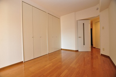 レイブリック若園 ベッドルーム