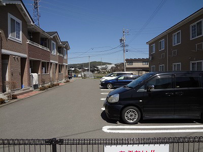 プラードⅡ 駐車場