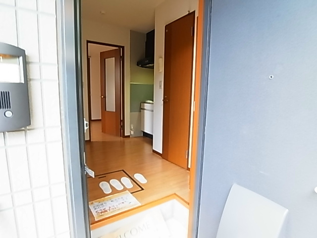 ハイツアバンセ 玄関