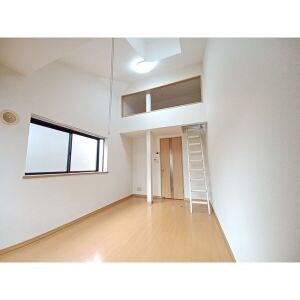 エムケート桜山 ベッドルーム