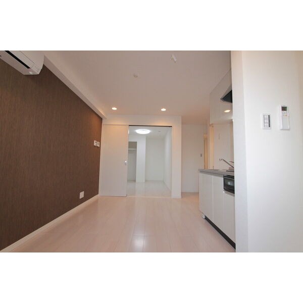 テラス菊井 リビング