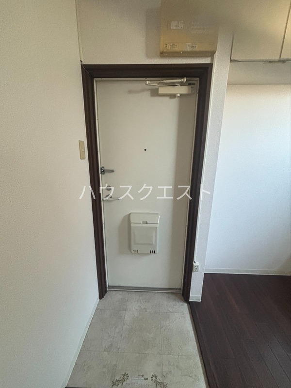四坊大宮ビル 玄関