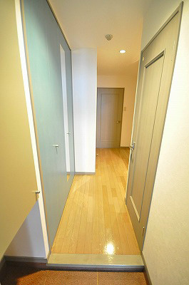 スペースタキ 玄関