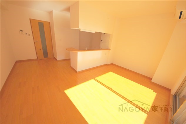 ラピス・ラズリ リビング