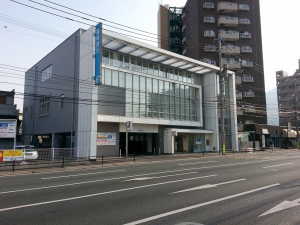 8BLD 銀行