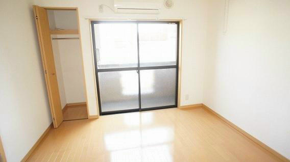 愛知県名古屋市昭和区北山本町２丁目 リビング