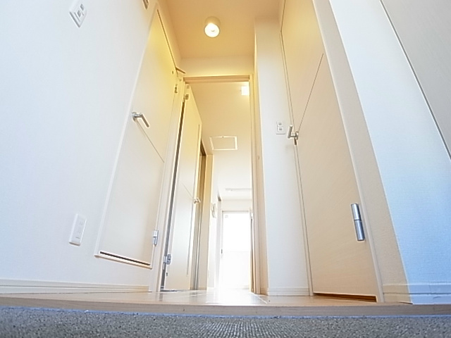 アルシュ幸 玄関