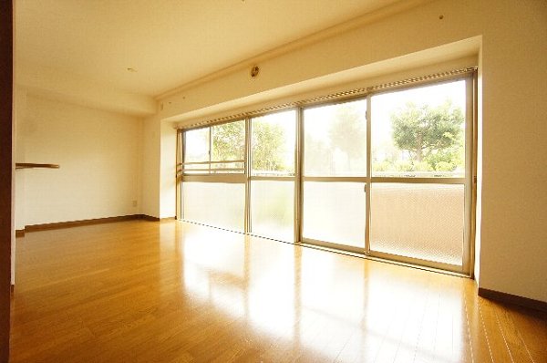 ラ・カーサ中山 リビング