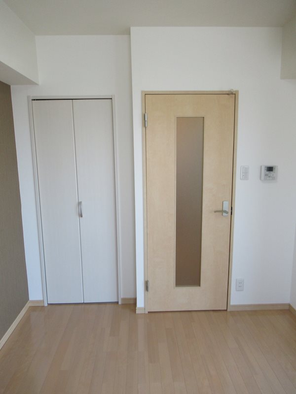 ルクシェール武蔵新田 玄関