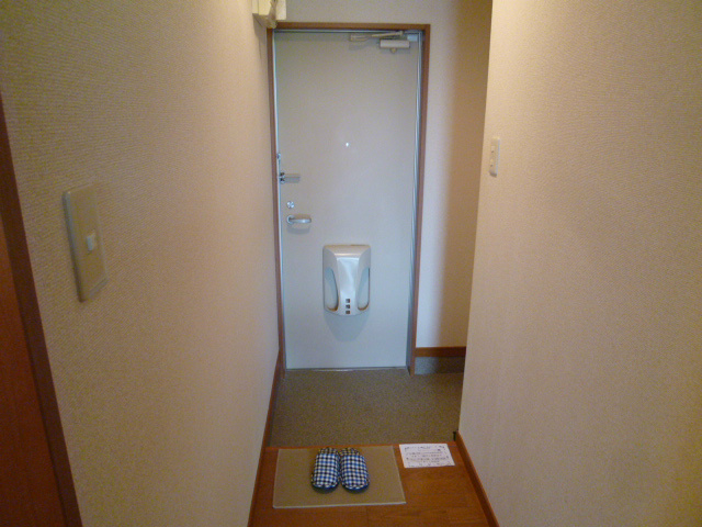 アンソレイエ 玄関
