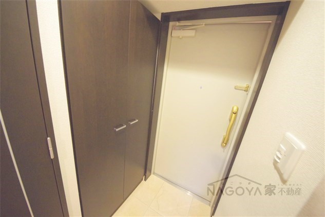 ベレーサ名駅ウエスト 玄関