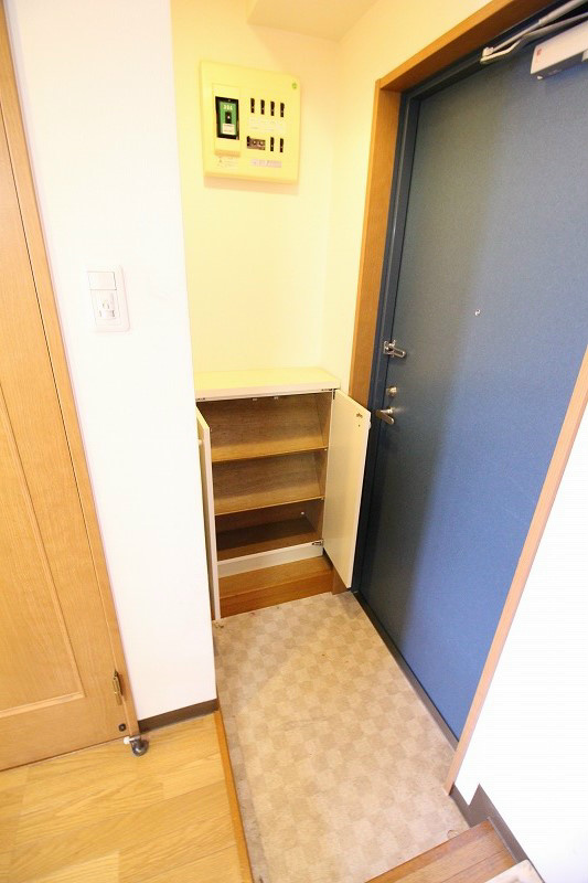 ルピナス・キクヨ 玄関