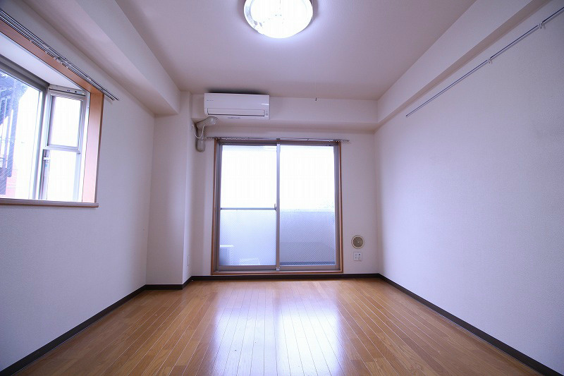 ルピナス・キクヨ リビング