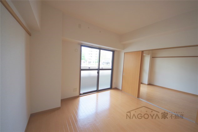 サンメゾン芳野 リビング