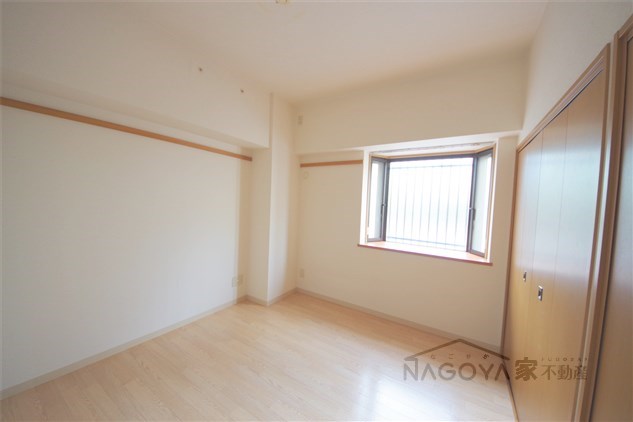 サンメゾン芳野 ベッドルーム