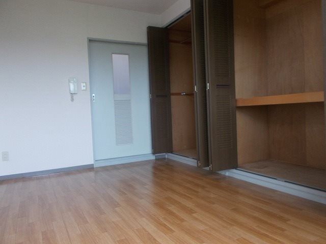 アーバンハイツ土志田 ベッドルーム