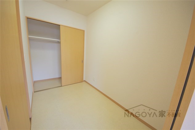 Gramercy Shirakawa Koen その他3