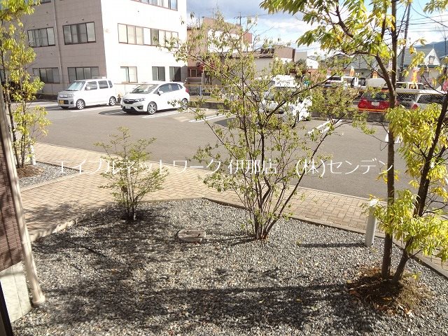 ボナールN 駐車場