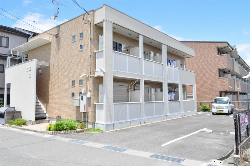アーデント・ライツ 外観