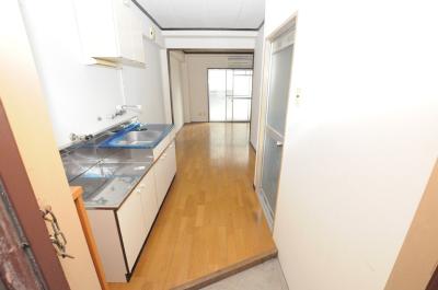 井ビルⅡ  玄関