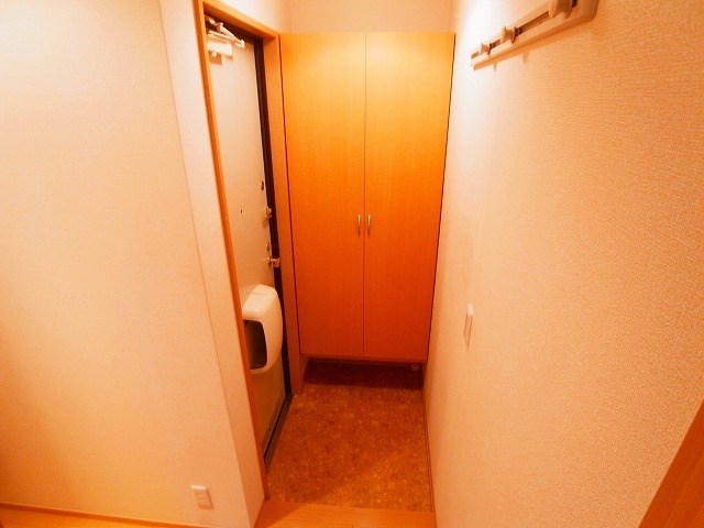 マサーレ・オガワB 玄関