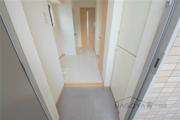 Ｂｌｏｉｓ　Ｃｅｒｅｚｏ 玄関