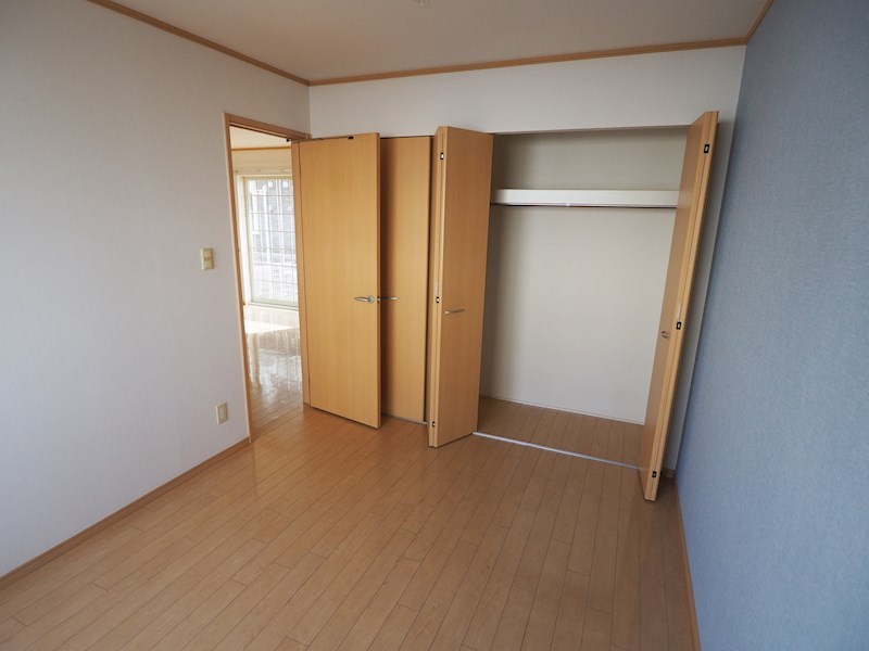 メゾンド北野 収納
