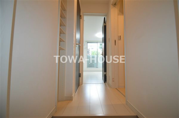 フォレストサイド 玄関