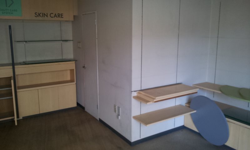大岡薬局ビル その他