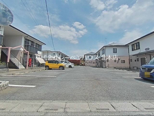 ガーデンプラザＥ棟 駐車場