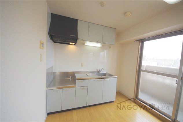 ＣＬＡＩＲ　ＨＥＩＷＡ キッチン