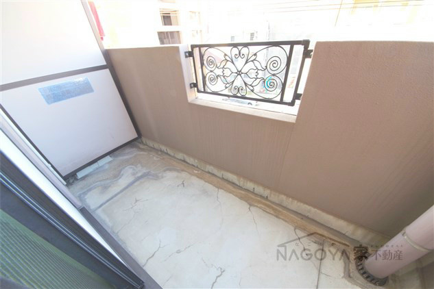 プロビデンス新瑞橋 ベランダ