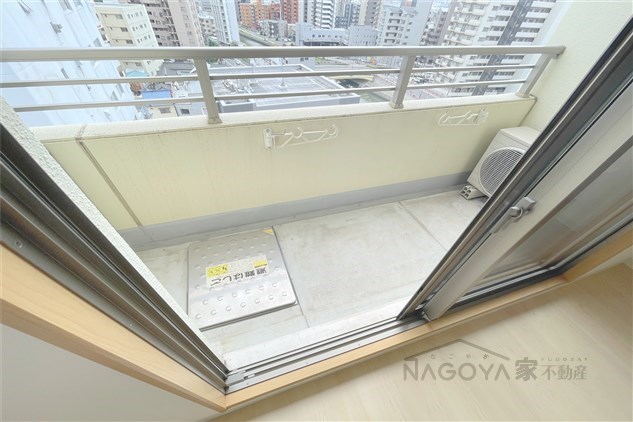 レジデンス金山スクエア ベランダ