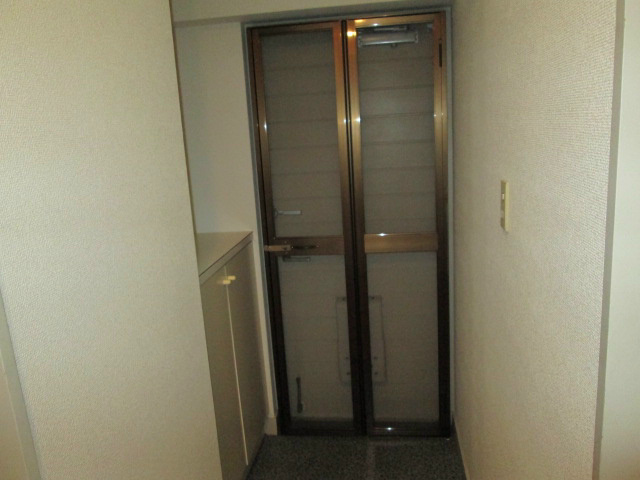ライオンズマンションつきみ野の森第２ 玄関