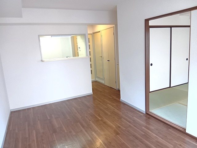 ライオンズマンションつきみ野の森第２ リビング