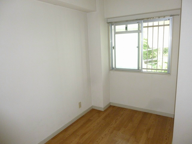 ライオンズマンションつきみ野の森第２ ベッドルーム