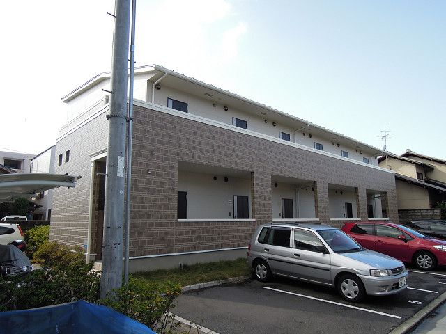 サンライブラ 駐車場