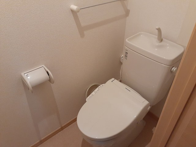 カーサ・ソーレ　Ａ棟 トイレ