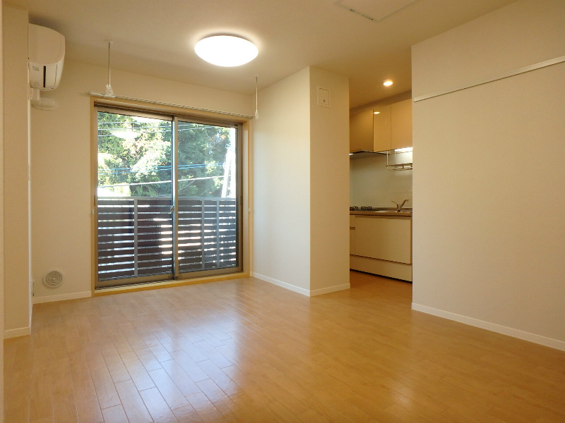 Vieille Vigne Ⅱ(ｳﾞｨｴｲﾕ ｳﾞｨｰﾆｭ)  リビング