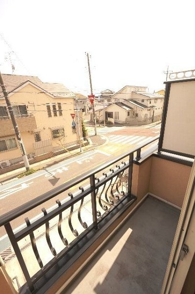 市川ガーデンヴィラ（アーバン） ベランダ