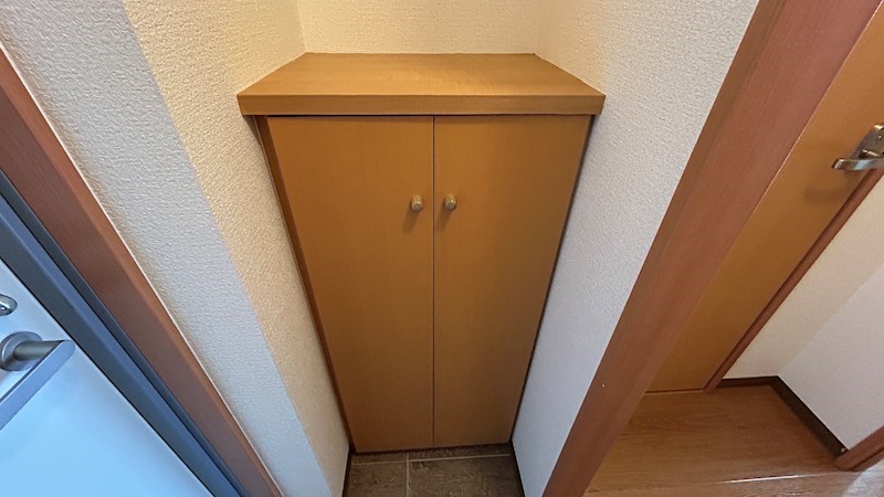 イサリオン 玄関