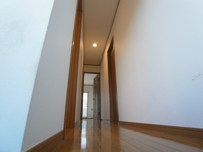 ファスト・ラフィーヌ 玄関