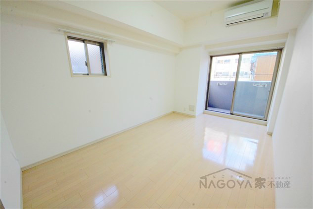 エステムプラザ名古屋栄プレミアム リビング