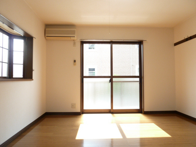 メゾンドリーム2号館 リビング