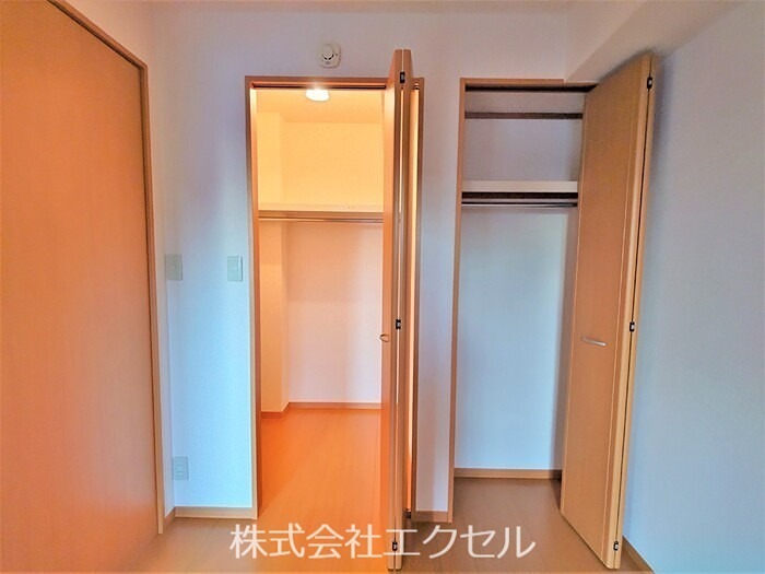 ゼファーコート 収納