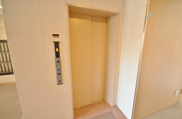 ラ・アヴェニール その他10