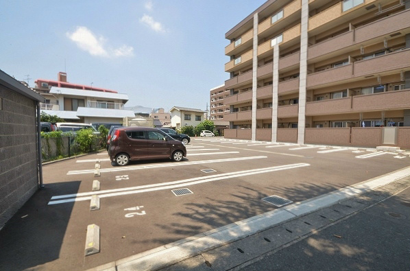 ラ・アヴェニール その他17